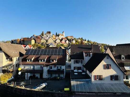 Helle 3-Zimmer-Wohnung in Altensteig mit Blick auf die Altstadt und ins Grüne