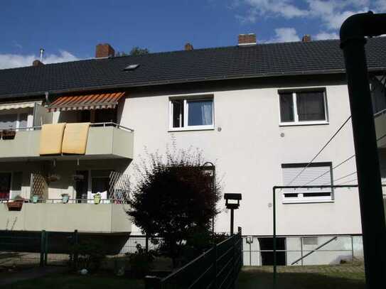 Schicke 2-Zimmer Wohnung mit Balkon und Gartenanteil in ruhiger Wohnlage von Gremberghoven