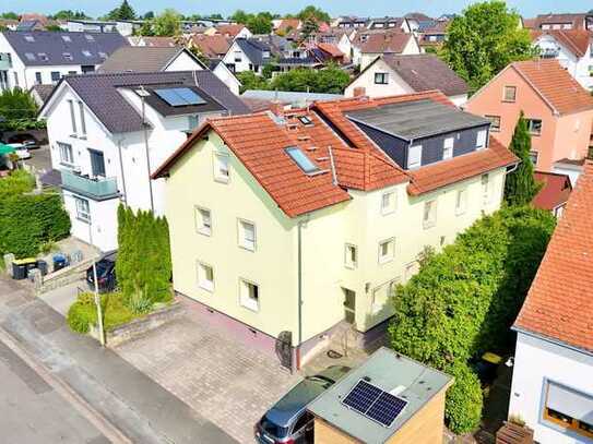 🍀🏡Bezugsfrei / Terrasse / Stellplatz / PV Anlage / Dach von 2000 / Gedämmt 2014 / Heizung 2020