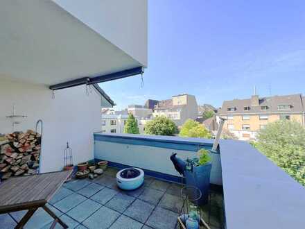lichtdurchflutete 2,5-Zimmerwohnung mit Balkon und Terrasse!