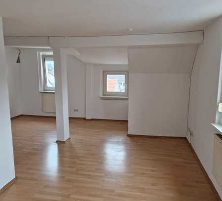 Nidda - Renovierte 3-Zimmer-DG-Whg mit Gartenmitbenutzung (max. 3 Personen)