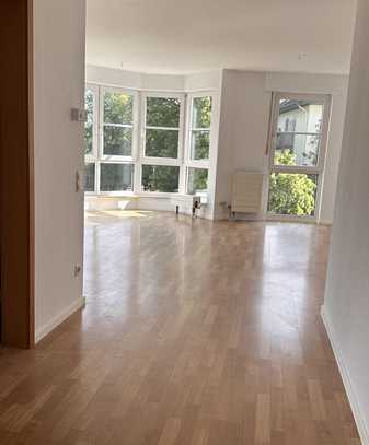 Helle 3-Zimmer-Wohnung mit Einbauküche in Solingen Ohligs