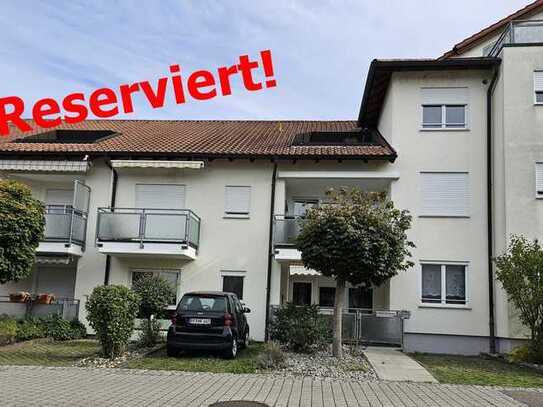 Reserviert !!! Gepflegte 2-Zimmer Wohnung in ruhiger Wohngegend