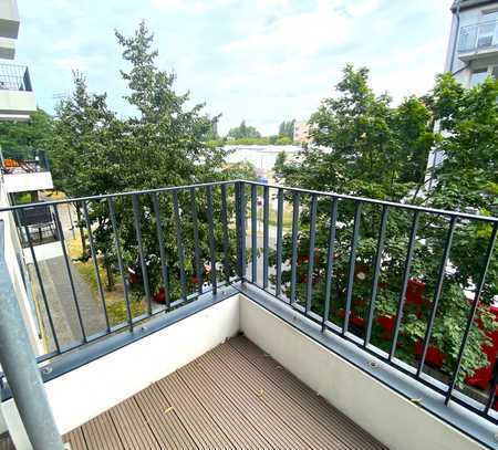 Balkon mit Morgensonne! Voll möblierte 1 Zimmer Wohnung