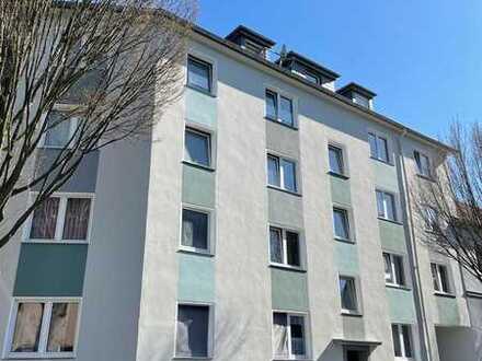* Großzügige, gepflegte Dachgeschosswohnung über ca. 100m² Fläche sucht neue Mieter *