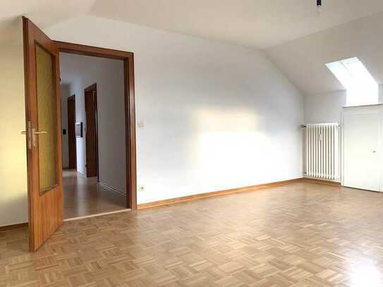 Helle 2-Zimmer-Dachgeschosswohnung