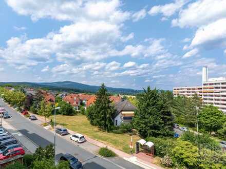 moderne 4 Zimmer-Wohnung mit Skylineblick und Blick ins Grüne