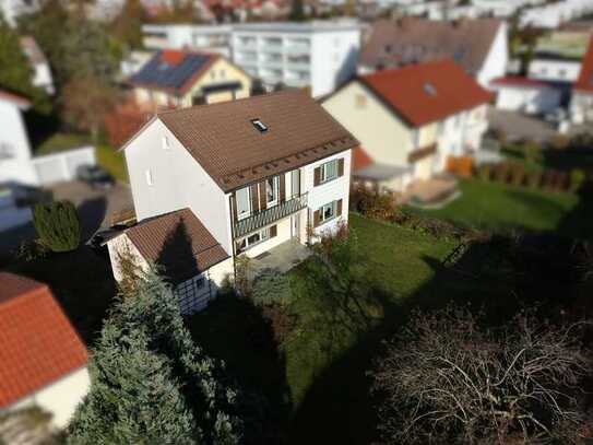 Einfamilienhaus mit großem Garten direkt unterhalb der Ludwigshöhe