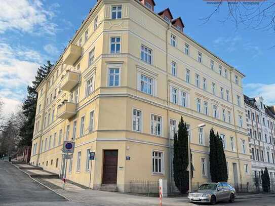 geräumige 2- Raumwohnung mit Tageslichtabd