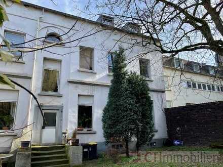 **AUF DEN SPUREN VON TATORTKOMMISSAR HORST SCHIMANSKI**Attraktives Mehrfamilienhaus Duisburg Ruhrort
