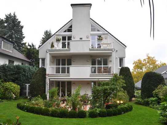 Lichtdurchflutete 3-Zimmer-Whg. mit 2 Balkonen am Lohrberg in Frankfurts Grüngürtel