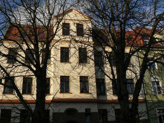 Attraktive und sanierte 3-Zimmer-Wohnung mit Balkon in Halle-Trotha