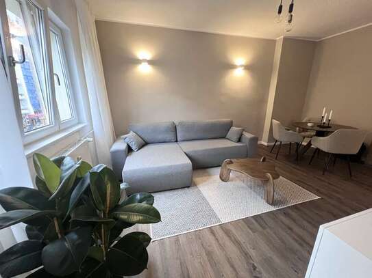 Freshly renovated Apartment in the Heart of Schöneberger Akazienkiez! (Max. 12 months)