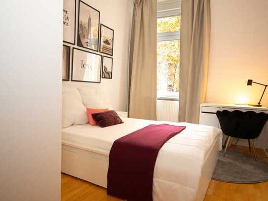 +++ Furnished room in 60326 +++