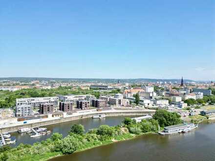 * exklusive 2-Raumwohnung mit Einbauküche, Balkon und Ausblick *