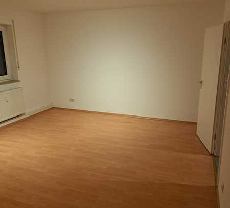 Schöne 4-Zimmer-Wohnung mit Balkon in Overath