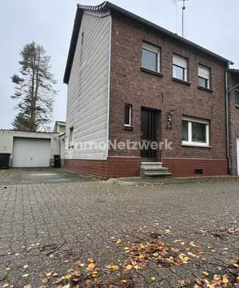 Reihenendhaus mit Garten und Garage in Bedburg-Oppendorf zu verkaufen