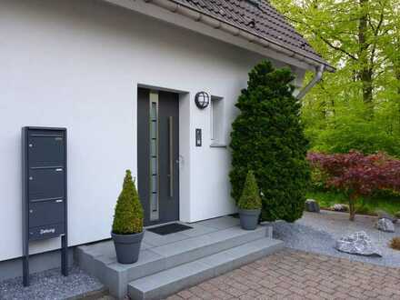 Tolle 2-Zi.-Dachgeschosswohnung mit Balkon in stadtnaher, ruhiger Lage