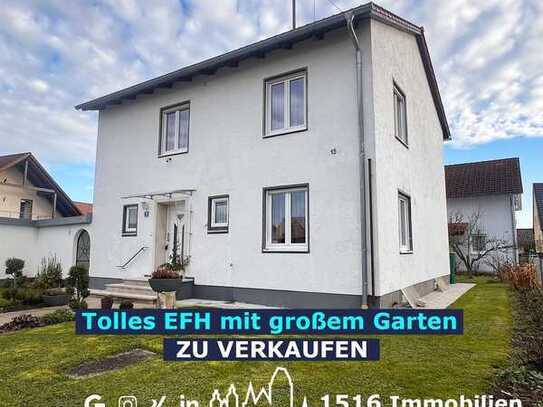 PROVISIONSFREI - Freistehendes Einfamilienhaus mit Doppelgarage und großem Garten