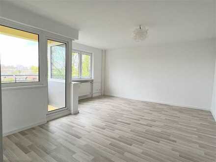 Attraktive 1-2-Zimmer-Whg. in Reinickendorf + Loggia + Lift | BEZUGSFREI