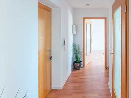 2-Raum-Wohnung mit Tageslichtbad
