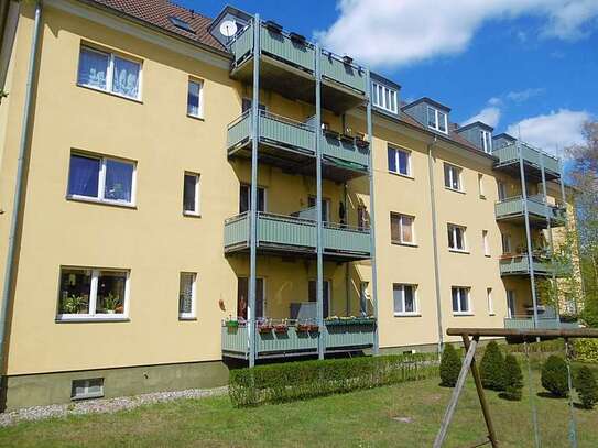 Sonnige 3-Zimmer-Wohnung mit Balkon und Pkw-Stellplatz in Neuruppin