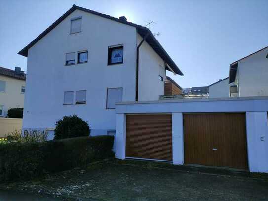 Gepflegtes Zweifamilienhaus in ruhiger Lage in Marbach am Neckar, Erweiterung möglich