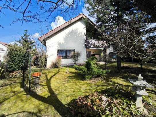 Grünes Familienidyll in Pfaffenhofen Ortsteil, mit Garten, Garage und moderner Heiz-Technik!