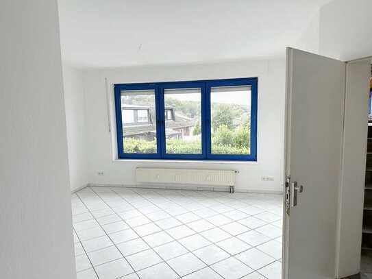 Eigentumswohnung 2,5 ZKDB - ca. 50m² - inkl. Stellplatz - 1.OG rechts in Langerwehe Hamich l