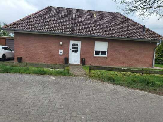 3 -Zimmer-Bungalow mit EBK in Schneverdingen