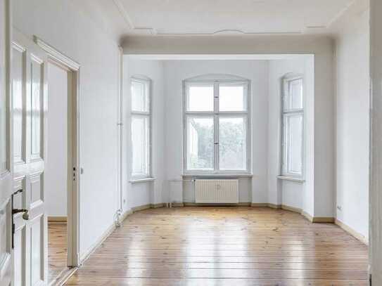 Elegante 5-Zimmer-Altbauwohnung mit Historischem Flair und Modernem Komfort- Keine Käuferprovision!