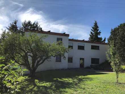 Zweifamilienhaus mit Fernblick in Niederhof