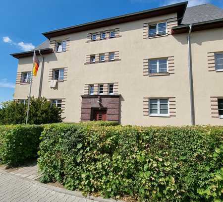 Frisch renovierte 3-Raum-Wohnung mit Loggia