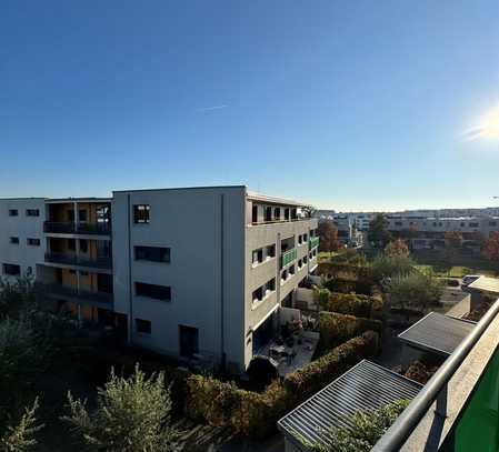 SHK Neuvorstellung !! "Gute Aussichten" 3-Zimmer-WHG mit Fernblick, FFM-Riedberg. Sofort frei !