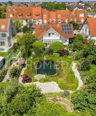 Traumhaftes EFH in ruhiger Lage mit Schwimmteich und großem Grundstück