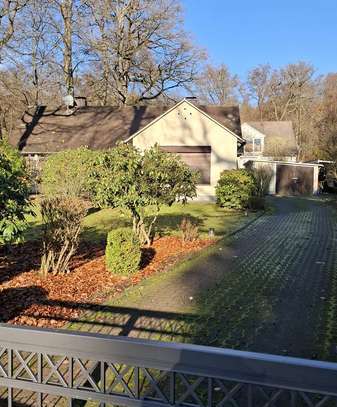 Einfamilienhaus mit großem Garten in bester Hardtwaldlage