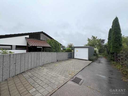 Freistehendes Ein-/Zweifamilienhaus in ruhiger Lage mit großzügigem Garten!