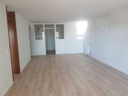 Schöne 2-Zimmer-Wohnung mit Balkon in Sindelfingen-Maichingen