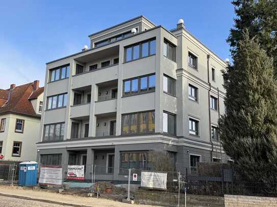 Vier Raum Wohnung in Eberswalde. Fahrstuhl, Balkon, Fußbodenheizung, große Küche, Keller.