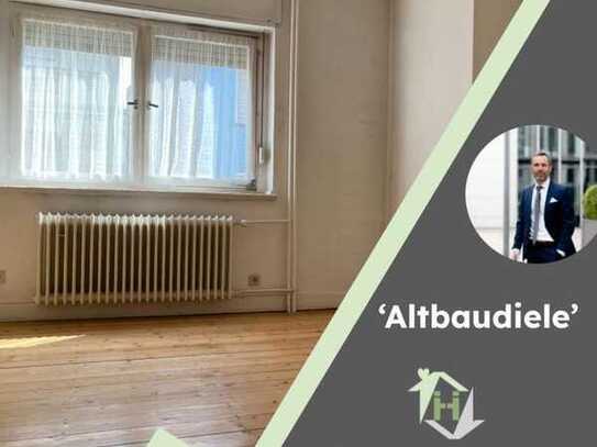 RESERVIERT - Wunderschöner Altbau Charme in zentraler Lage mit Ausbaupotential