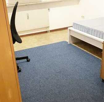 1 Zimmer voll möbliertes Appartement, 20 qm im 2.OG, in Toplage in Kaiserslautern zu vermieten.