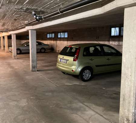 Freie Garage in Berlin in der Mariendorfer Damm 428, 12107 Berlin, Tempelhof, DE