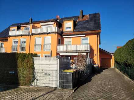 Zentrale schön geschnittene 2,5-Zi-Wo mit Südbalkon und 2 Stellplätzen