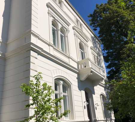 Repräsentative 4-Zimmer-Altbauwohnung mit Balkon in der Bonner Südstadton