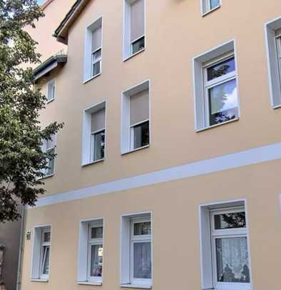 Moderne Maisonette-Wohnung mit eigenem Zugang I Balkon I Stellplatz I übernehmbarer Einbauküche