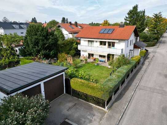 Bebautes Grundstück mit 706 m²/ Mehrfamilienhaus und abrissreifem Altbestand