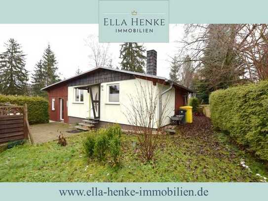 Gemütlicher, kleiner Bungalow mit Kamin, Einbauküche und Garten in Hasselfelde zu vermieten.