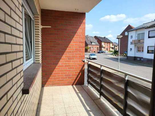 Schöne Erdgeschosswohnung mit Balkon für einen Single oder ein Pärchen...