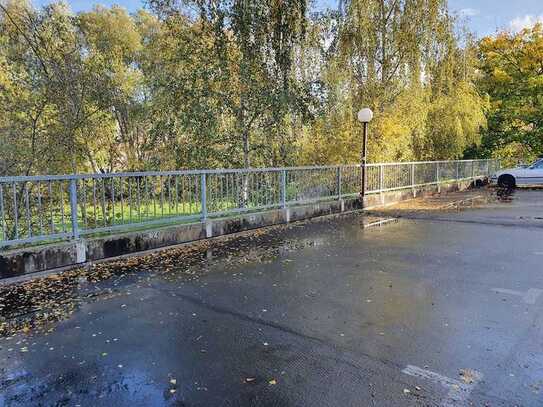 Stellplatz auf dem Parkdeck am Seeburger Weg ab Juni frei