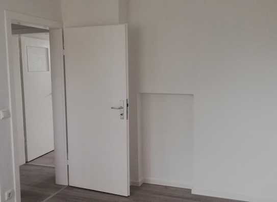 Sehr schöne komplett sanierte 3 Zimmer Wohnung in Gelsenkirchen-Horst zu vermieten!!!